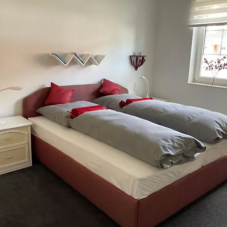 Wohlfuehlen In Anderen Raeumen *